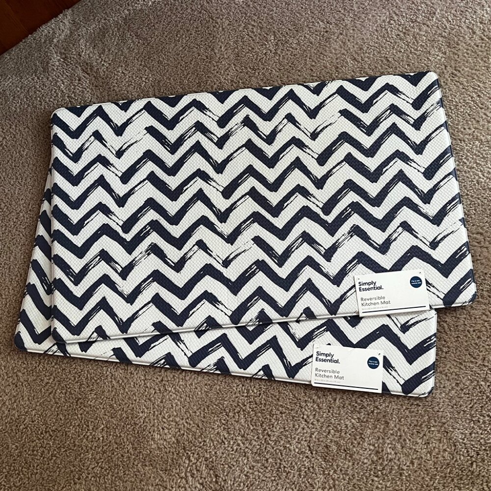 Simply Essential: Cushioned Memory Foam Kitchen Mats